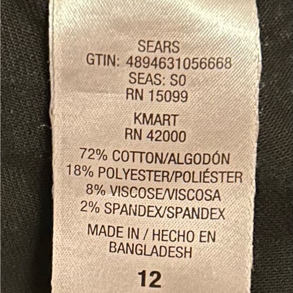 Sears Roebuck & Co. Women's Black Bermuda Shorts Size 12 - Picture 6 of 7